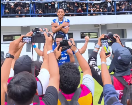 Persib Jadi Juara Paruh Musim Super Leagua 2025-2026 Usai Taklukan Persija Jakarta 1:0